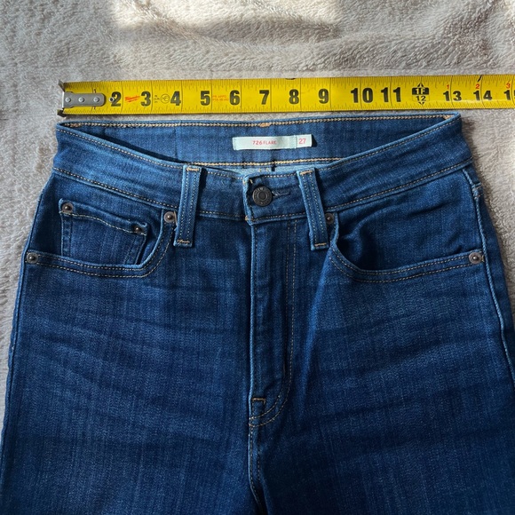 Levi’s 726 High Rise Flare jeans 27x32 - Picture 4 of 7